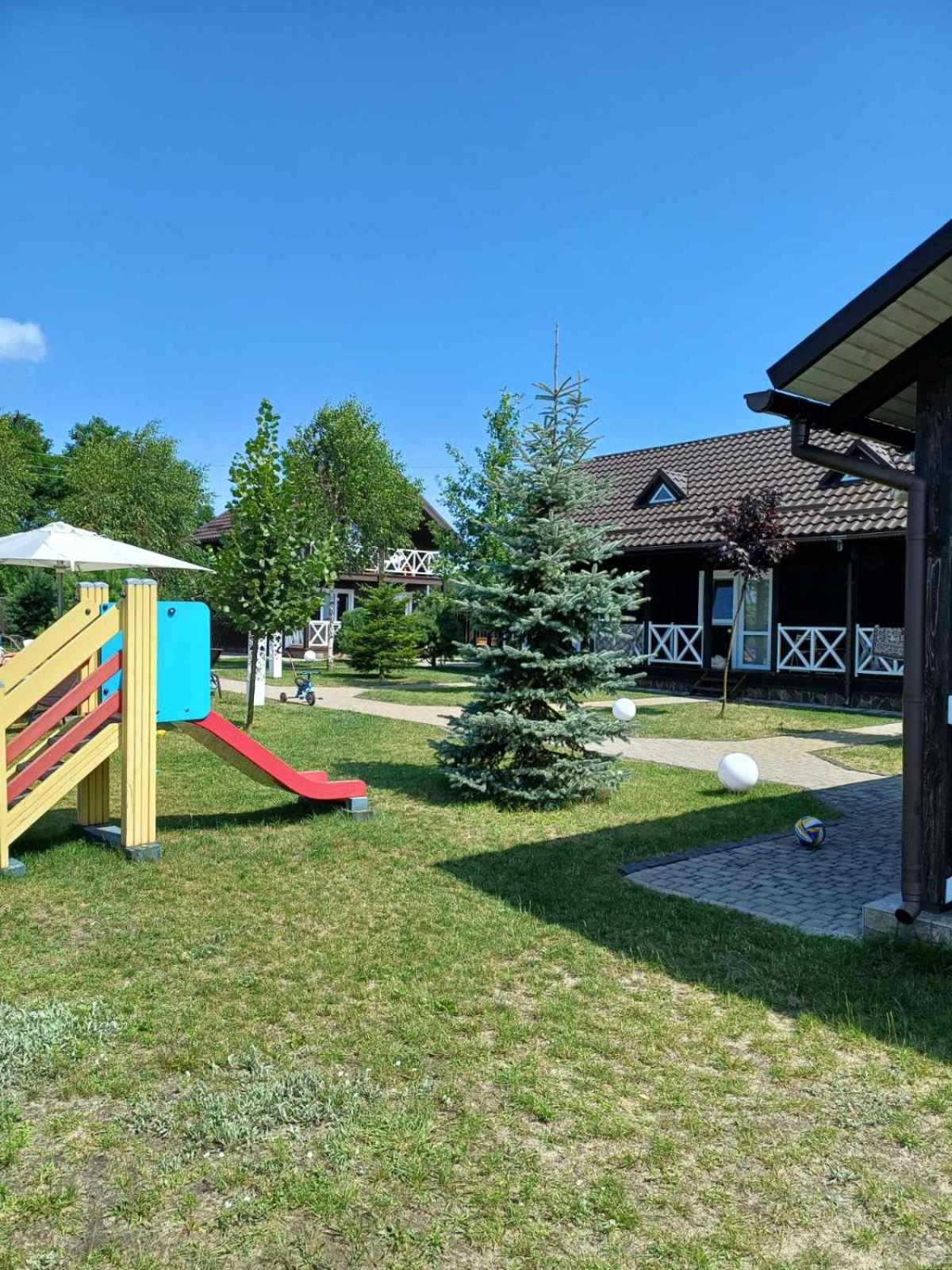 Ostrivky Hotel Свитяз Екстериор снимка